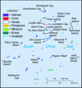 Kart over Militære besittelser på Spratley-øyene
