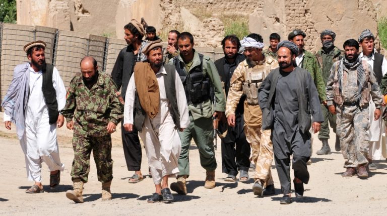 En gruppe Taliban-krigere