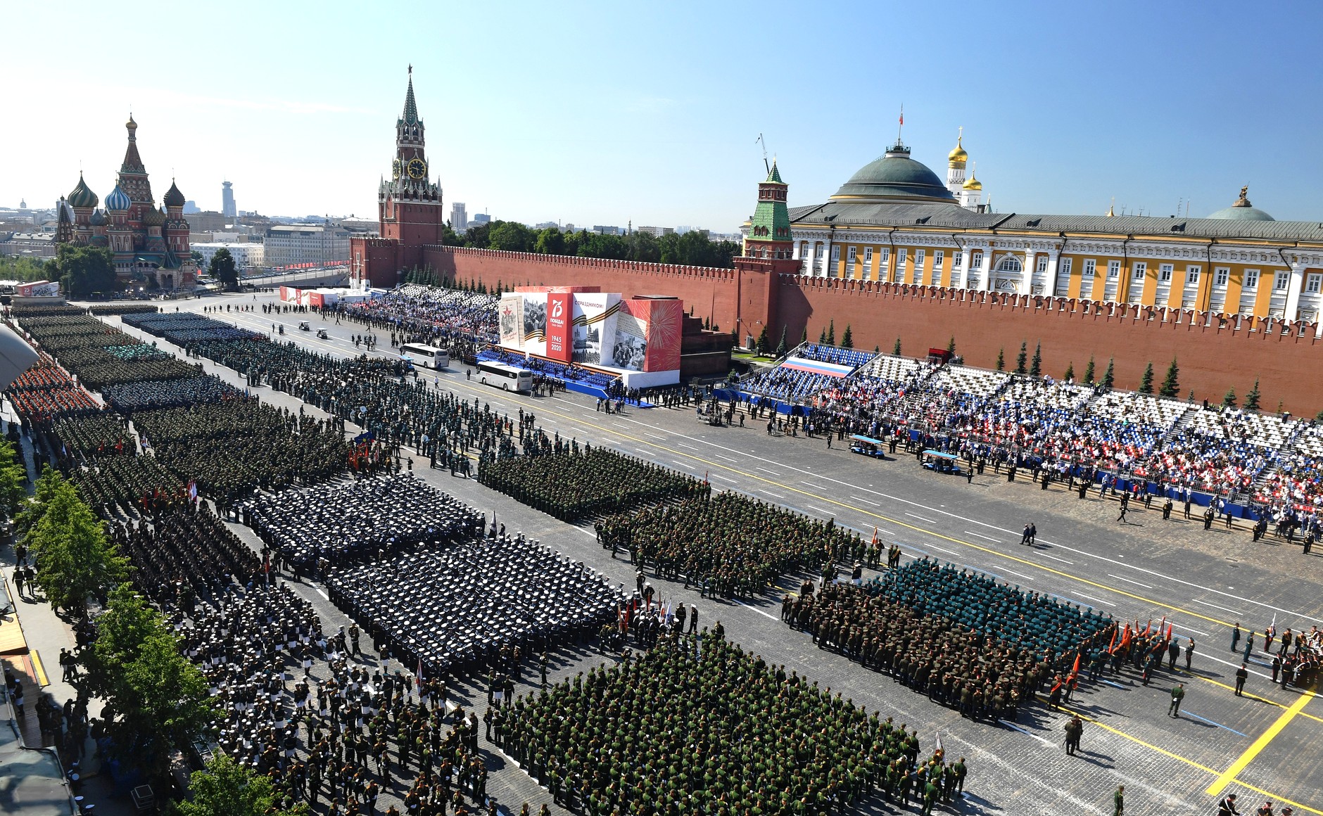 Oppstilling av soldater i Moskva.