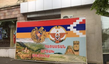 Plakat i Stepankart om Republikken Artsakh