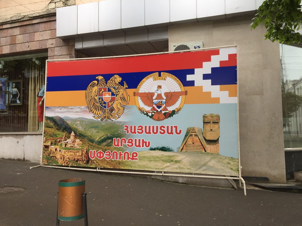 Plakat i Stepankart om Republikken Artsakh