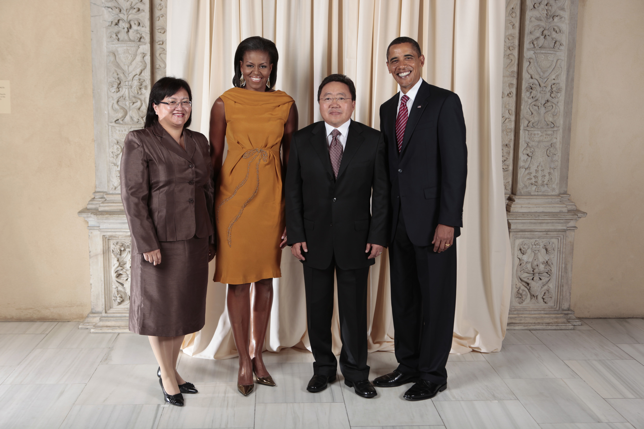 statslederene for USA og Mongolia poserer sammen 