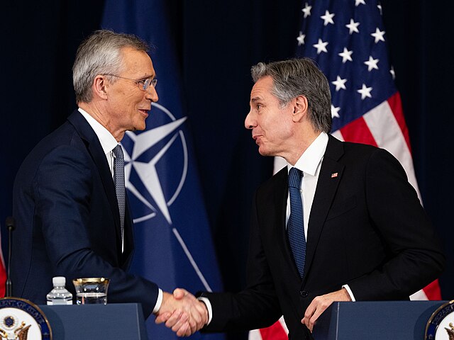 NATOs generalsekretær Jens Stoltenberg og USAs utenriksminister Anthony Blinken.  Foto: U.S. Department of State/Wikimedia Commons (Public domain).